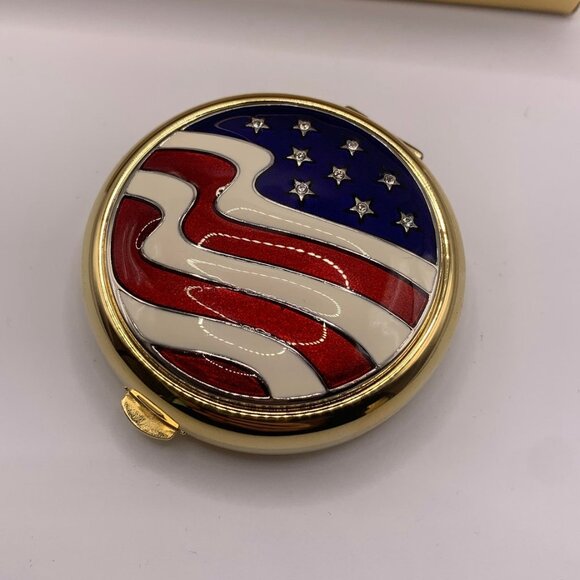 2000s Vintage Estee Lauder 'America The Beautiful' Collectible Powder Compact - Picture 4 of 9